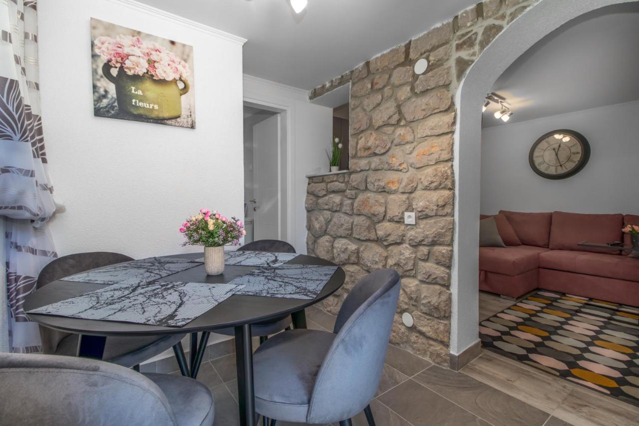 Apartments Mila Klenovica Dış mekan fotoğraf